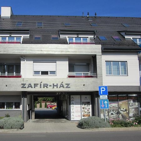 Zafir Sziget Apartman Sárvár Exterior foto