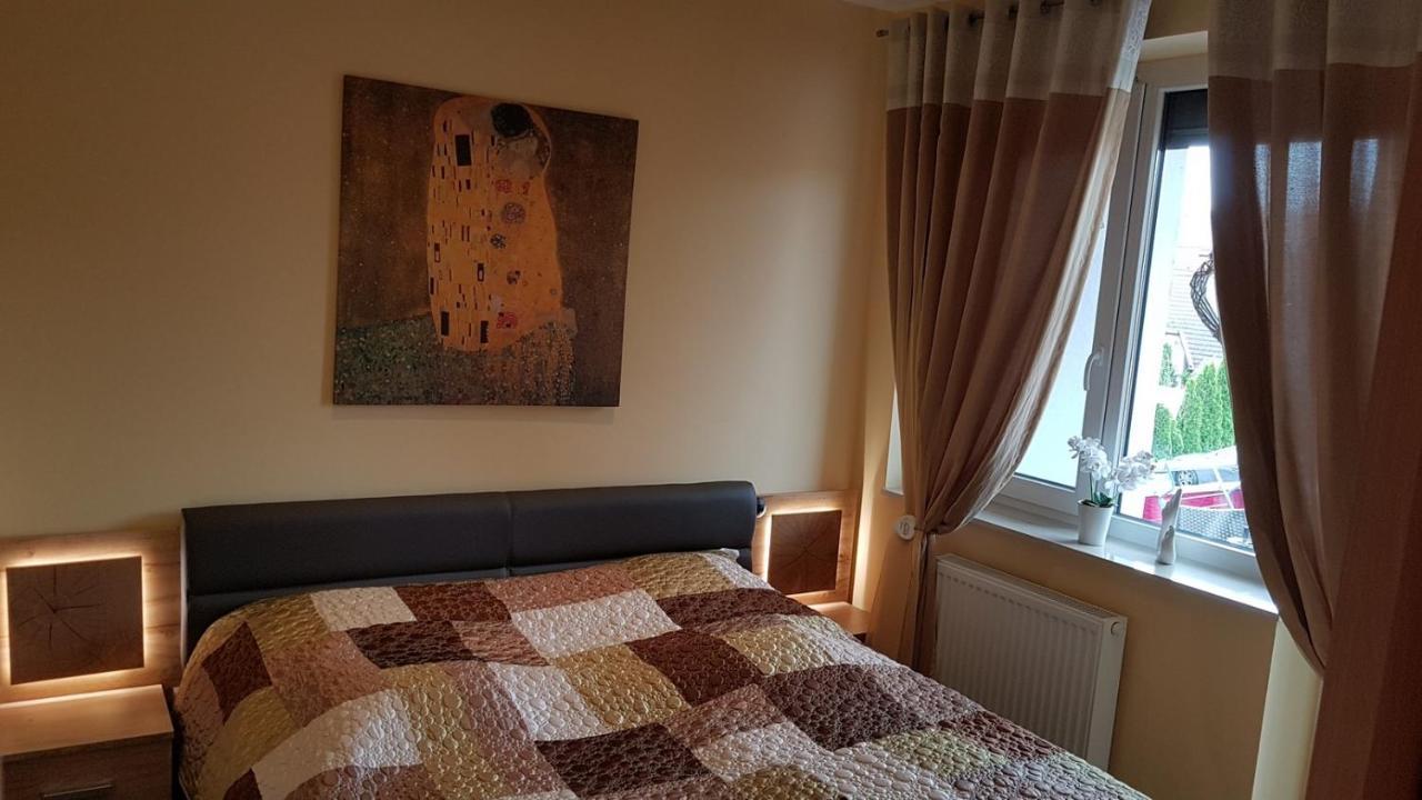 Zafir Sziget Apartman Sárvár Exterior foto