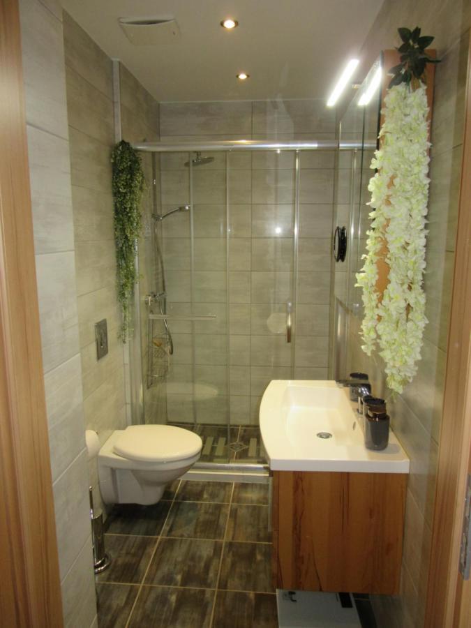 Zafir Sziget Apartman Sárvár Exterior foto