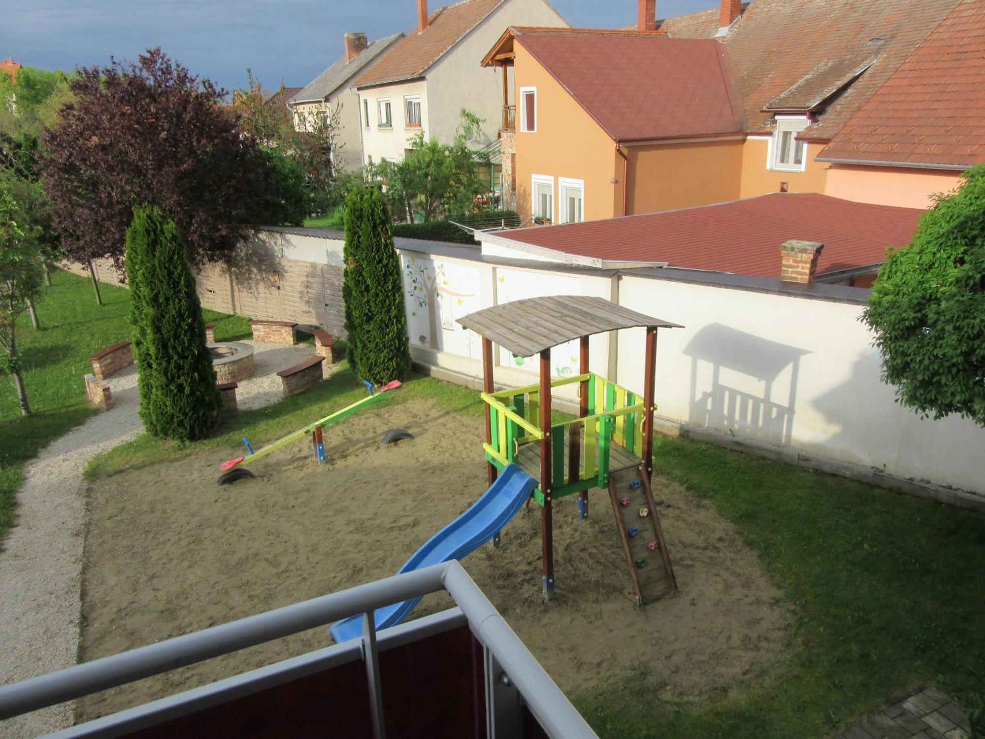 Zafir Sziget Apartman Sárvár Exterior foto