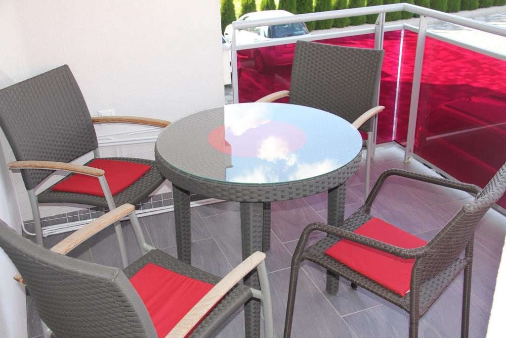Zafir Sziget Apartman Sárvár Exterior foto